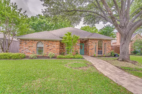 2420 Beaver Bend Dr, Plano, TX 75025