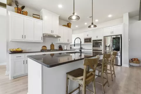Kitchen - 2033 Longspur Dr, Argyle, TX 76226 photo 1 of 4