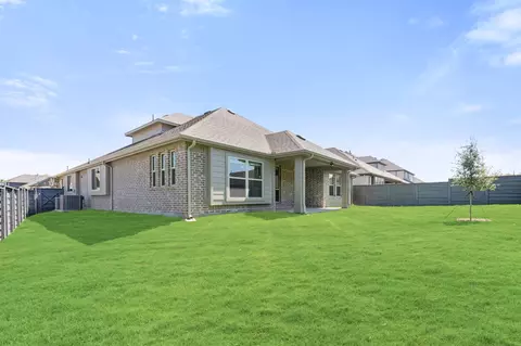 Exterior - 800 Twisted Leaf Ln, Aubrey, TX 76227 photo 6 of 6