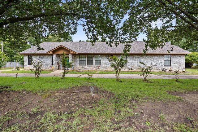 404 Joyner Ave, Omaha, TX 75571