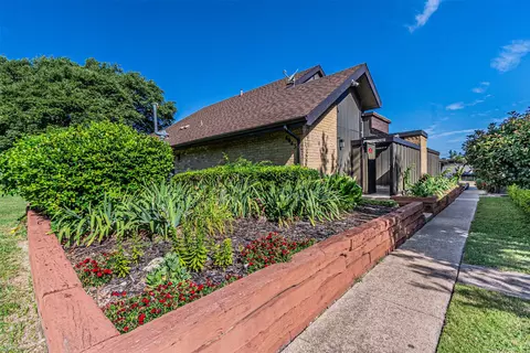 4643 Country Creek Dr #1090, Dallas, TX 75236