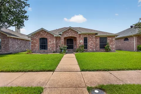2020 Creek Royal Dr, Mesquite, TX 75181