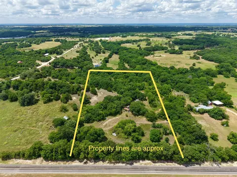 2492 Fm 922, Forestburg, TX 76239