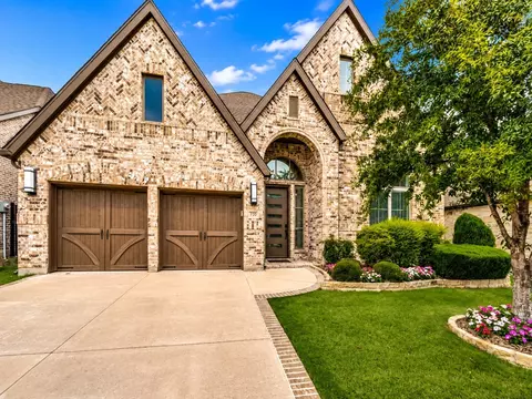 Exterior - 730 Dover Dr, Prosper, TX 75078 photo 2 of 6