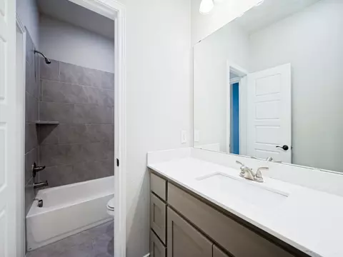 Bath - 730 Dover Dr, Prosper, TX 75078 photo 3 of 3