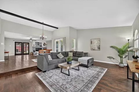 2021 Emory Oak Dr, Carrollton, TX 75007