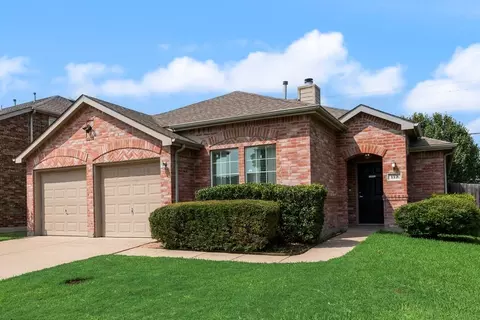 112 Starlight Dr, Forney, TX 75126