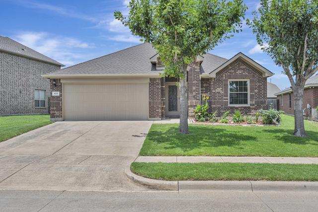 933 Keel Line Dr, Crowley, TX 76036