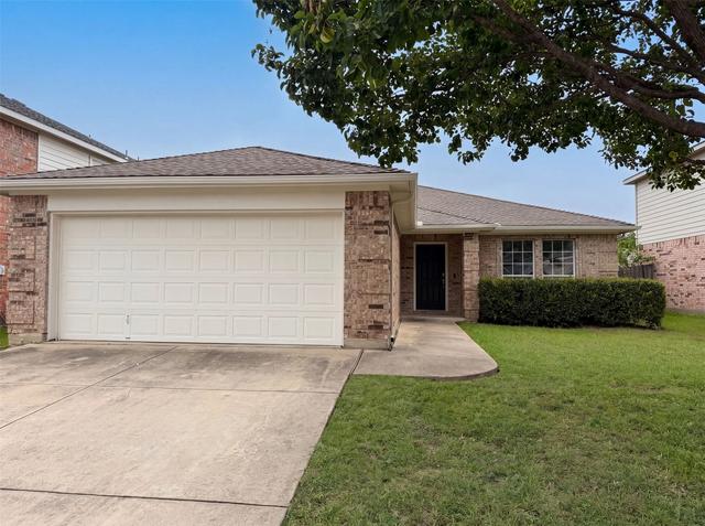 10428 Turning Leaf Trl, Fort Worth, TX 76131