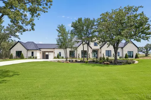 1020 Genoa Dr, Weatherford, TX 76087