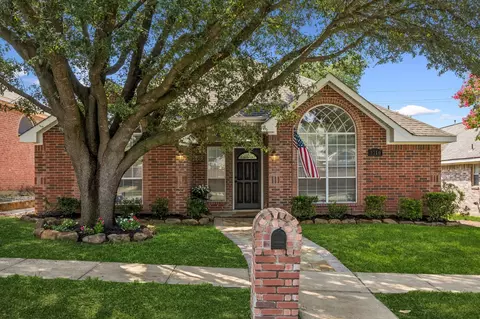 1710 Dartbrook Dr, Rowlett, TX 75089