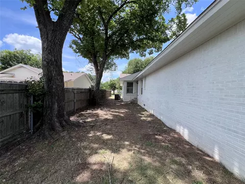 Exterior - 3200 Proctor Ave, Waco, TX 76708 photo 7 of 11