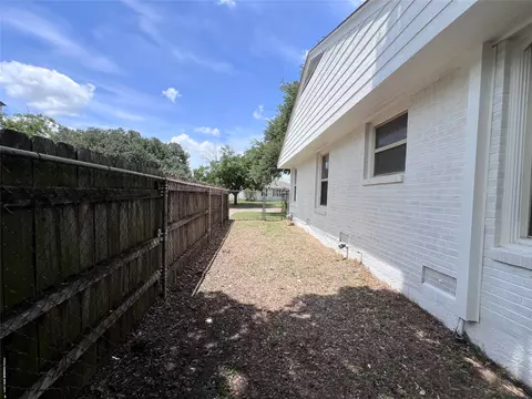 Exterior - 3200 Proctor Ave, Waco, TX 76708 photo 8 of 11