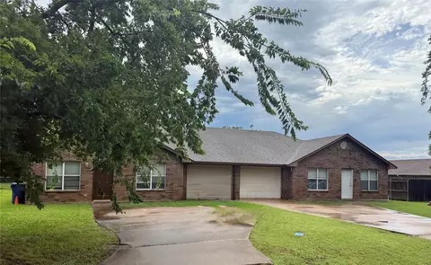 621 Franklin Ave #1, Pottsboro, TX 75076