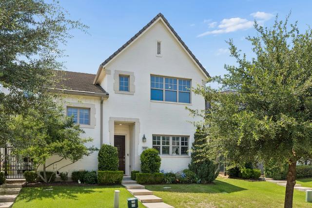 520 Sheer Bliss Ln, Fort Worth, TX 76114