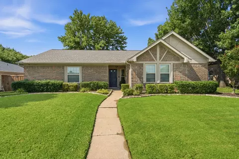 1554 Waterford Dr, Lewisville, TX 75077