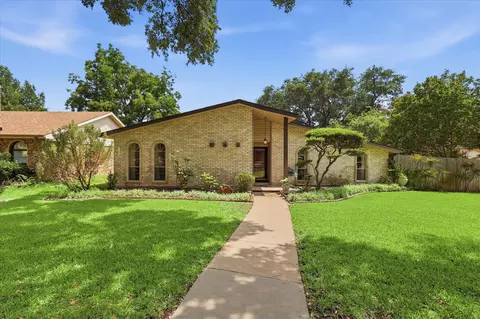 1336 Carnation Dr, Lewisville, TX 75067