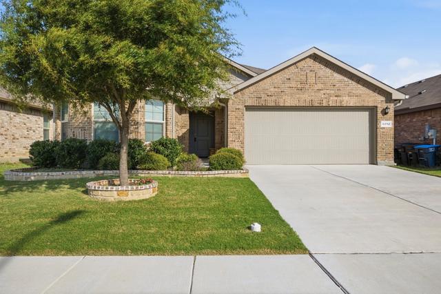 3212 Quiet Valley Rd, Fort Worth, TX 76123