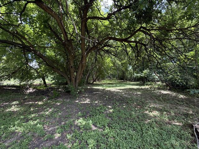 5101 Beverly Dr, Beverly Hills, TX 76711