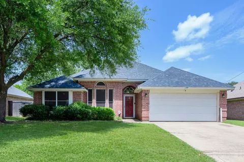 1510 Berry Patch Ln, Granbury, TX 76048