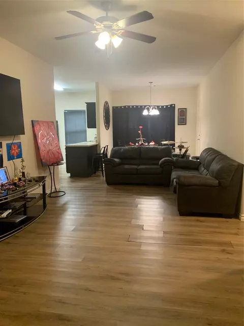 Living - 5335 Bettes Ln, Beaumont, TX 77708 photo 1 of 1
