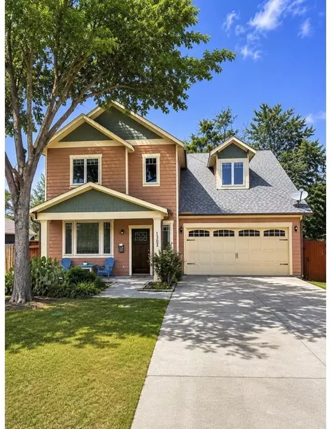1302 Lela St, Mckinney, TX 75069