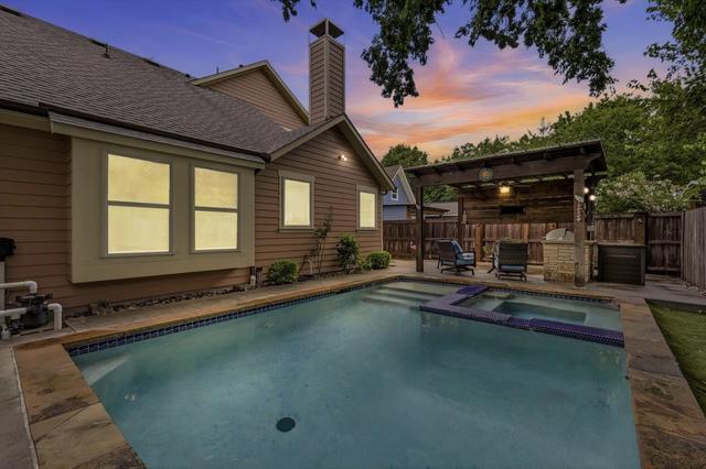 1302 Lela St, Mckinney, TX 75069