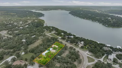 1645 N Lakeview Dr, Palo Pinto, TX 76484