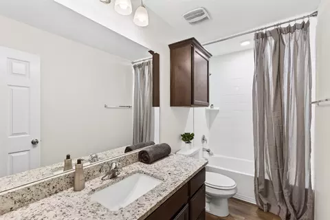 Bath - 3105 Marston Rd, Lorena, TX 76655 photo 4 of 4