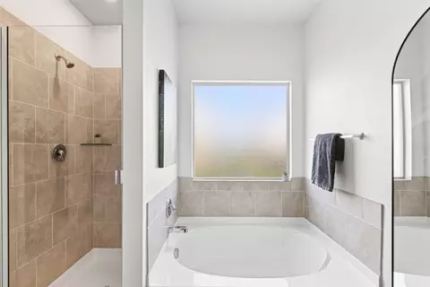 Bath - 3105 Marston Rd, Lorena, TX 76655 photo 2 of 4