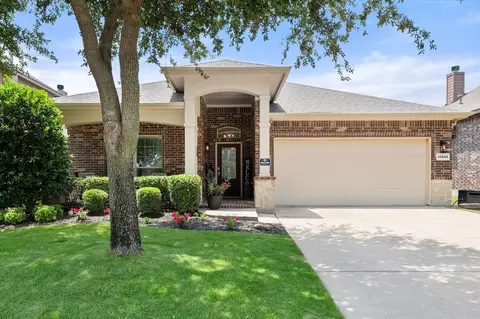 15805 Carlton Oaks Dr, Fort Worth, TX 76177