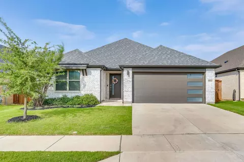 5624 Barco Rd, Fort Worth, TX 76126