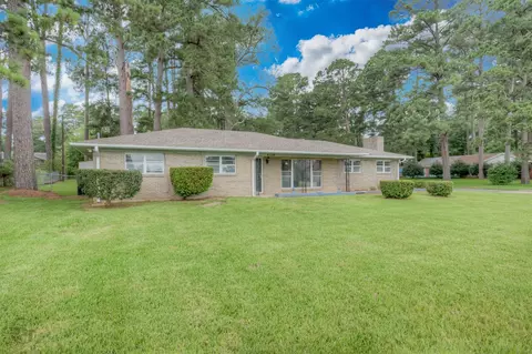 4128 Pines Rd, Shreveport, LA 71119
