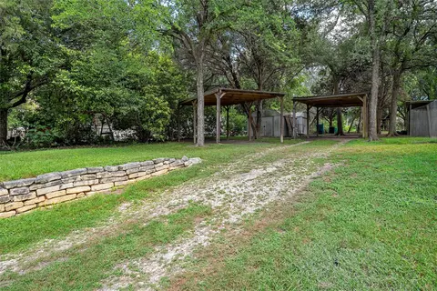 Exterior - 4000 Fox Rdg, Lorena, TX 76655 photo 11 of 12