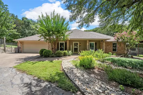 4000 Fox Rdg, Lorena, TX 76655
