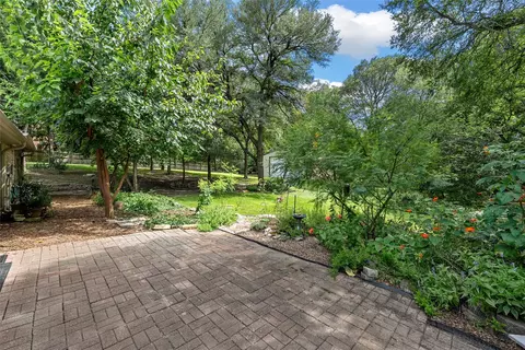 Exterior - 4000 Fox Rdg, Lorena, TX 76655 photo 6 of 12