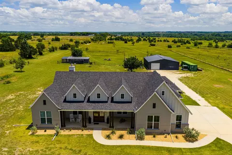 761 Dovie Ln, Milford, TX 76670