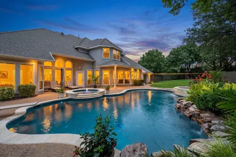 805 Longford Dr, Southlake, TX 76092