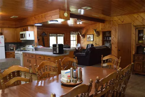 Dining - 776 Methodist Camp Rd, Minden, LA 71055 photo 2 of 3