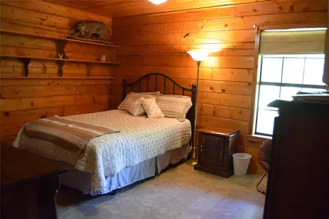 Bedroom - 776 Methodist Camp Rd, Minden, LA 71055 photo 2 of 3