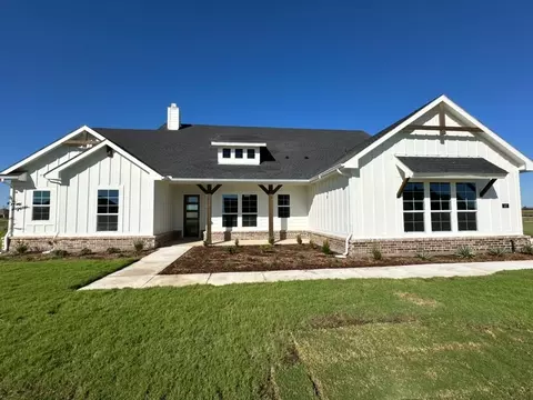 147 Sunny Side Rd, Valley View, TX 76272