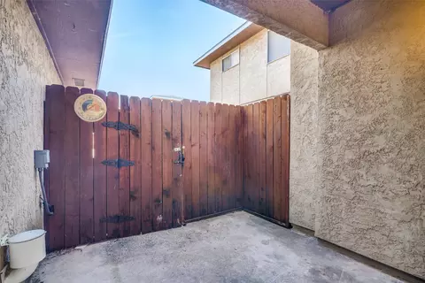 Exterior - 4938 Rolling Vis, Mesquite, TX 75150 photo 3 of 3