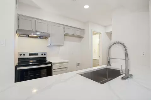 Kitchen - 4938 Rolling Vis, Mesquite, TX 75150 photo 4 of 4