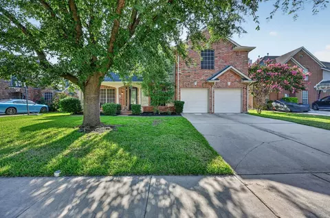 305 Victory Ln, Mansfield, TX 76063
