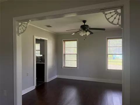 Living - 123 Washington St, Minden, LA 71055 photo 4 of 5