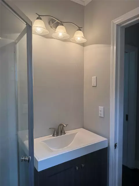 Bath - 123 Washington St, Minden, LA 71055 photo 1 of 2