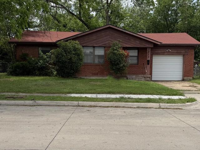 3217 Lakeland St, Fort Worth, TX 76111
