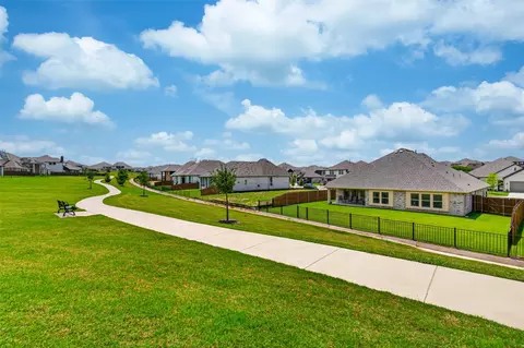 2119 Charming Forge Rd, Forney, TX 75126 photo 2