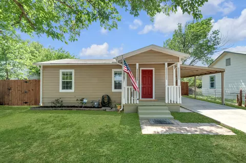 823 Ronald St, White Settlement, TX 76108