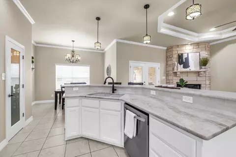 Kitchen - 910 Springdale Ln, Lorena, TX 76655 photo 3 of 3